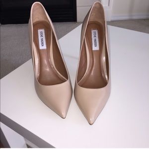 Steve Madden proto pump